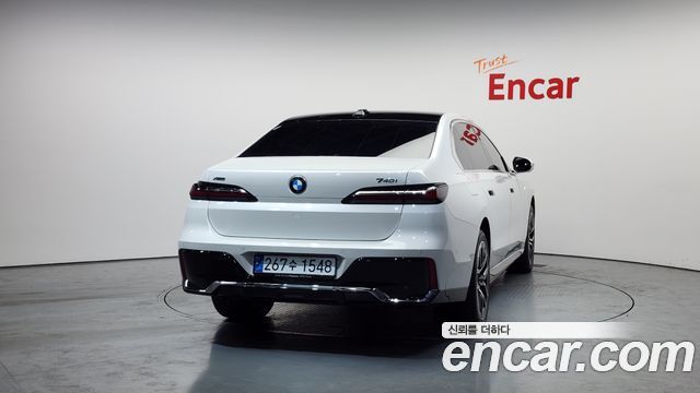 BMW 7 Series (G70) 740i xDrive M Sport 2024 — фото 4