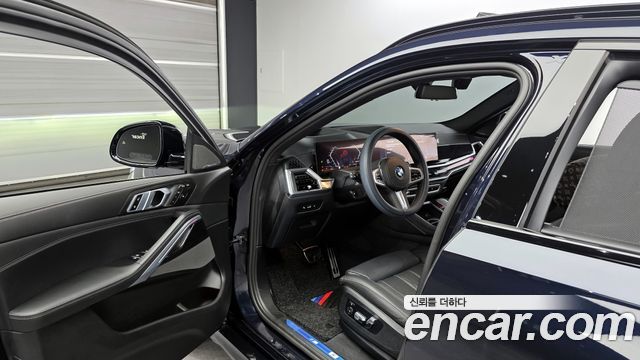 BMW X6 (G06) xDrive40i M Sport 2024 — фото 10