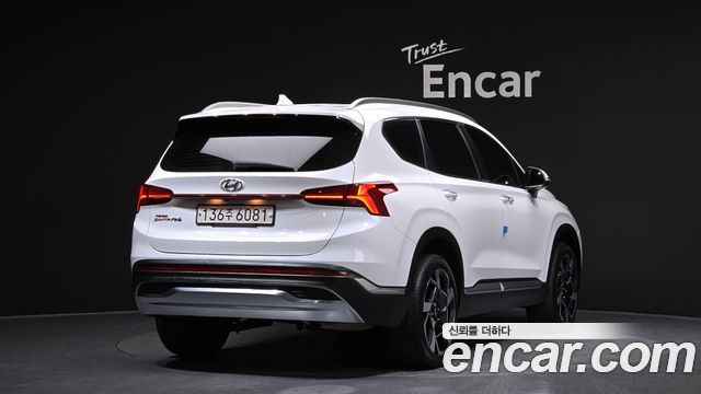 Hyundai Santa Fe Diesel 2.2 2WD Prestige 2021 — фото 2