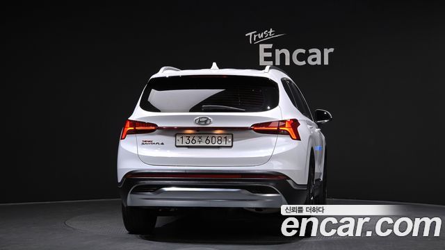 Hyundai Santa Fe Diesel 2.2 2WD Prestige 2021 — фото 4