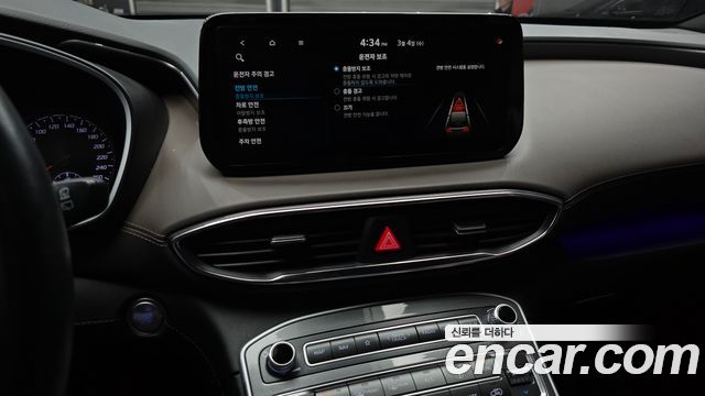 Hyundai Santa Fe Diesel 2.2 2WD Prestige 2021 — фото 15