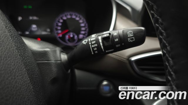 Hyundai Santa Fe Diesel 2.2 2WD Prestige 2021 — фото 18