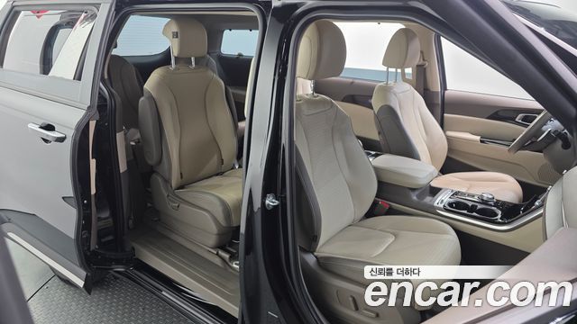 Kia Carnival (IV) Gasoline 9-Seater Signature 2023 — фото 12
