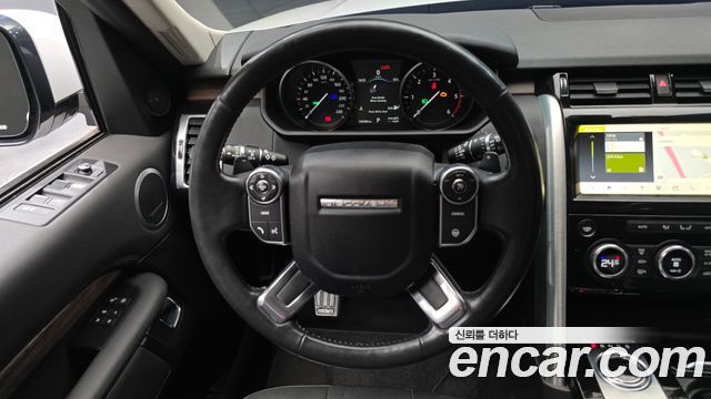 Land Rover Discovery 5 3.0 TD6 HSE 2017 — фото 14