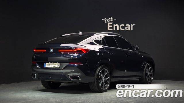 BMW X6 (G06) xDrive40i M Sport 2022 — фото 2