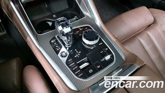 BMW X6 (G06) xDrive40i M Sport 2022 — фото 9