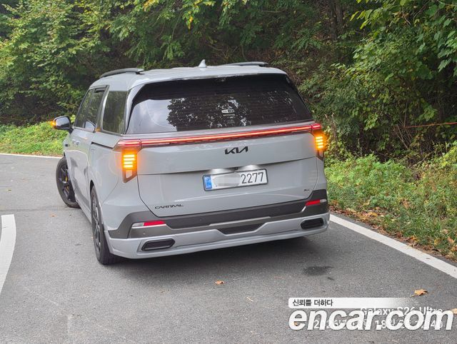 Kia Carnival (IV) Gasoline 7-Seater Gravity 2025 — фото 4