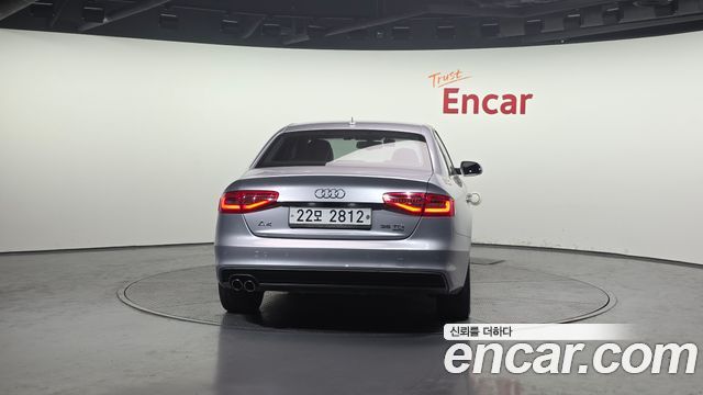 Audi A4 35 TDI Quattro Dynamic B8 2015 — фото 4