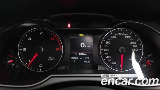 Audi A4 35 TDI Quattro Dynamic B8 2015 — фото 8