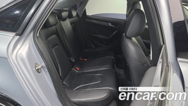 Audi A4 35 TDI Quattro Dynamic B8 2015 — фото 12
