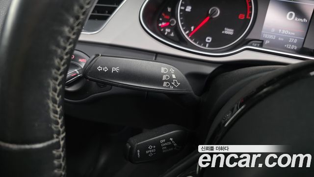 Audi A4 35 TDI Quattro Dynamic B8 2015 — фото 19