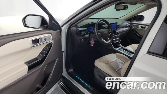 Ford Explorer (VI) 3.0 Platinum 4WD 2021 — фото 10