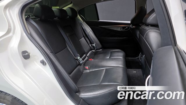Infiniti Q50 2.2d Premium 2015 — фото 12