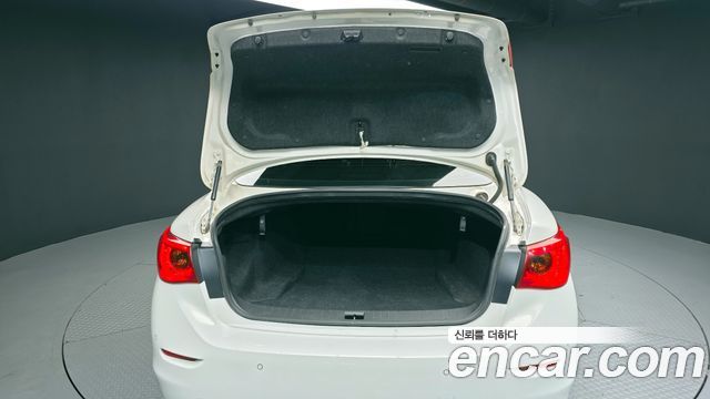 Infiniti Q50 2.2d Premium 2015 — фото 20