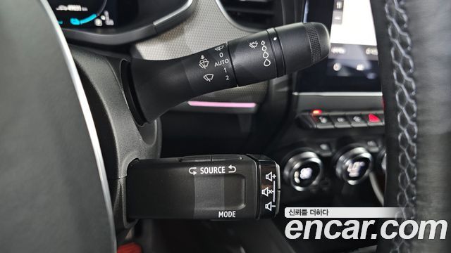 Renault Korea XM3 1.6 E-TECH Inspire e-shifter 2023 — фото 15