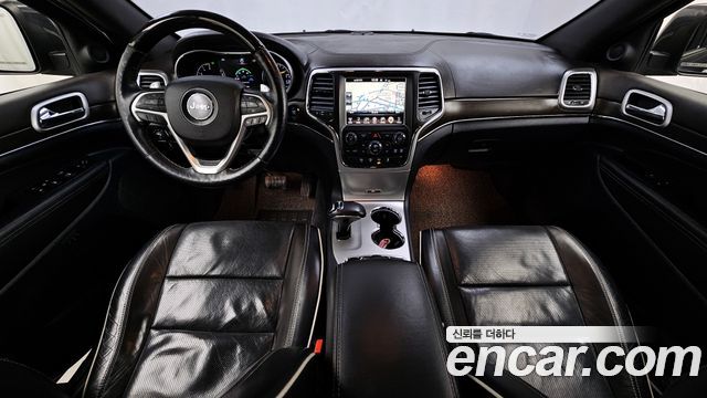 Jeep Grand Cherokee 3.0 Diesel Overland WK2 2015 — фото 7