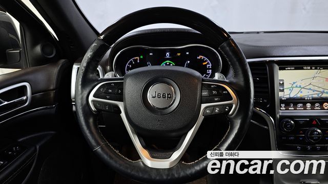 Jeep Grand Cherokee 3.0 Diesel Overland WK2 2015 — фото 13