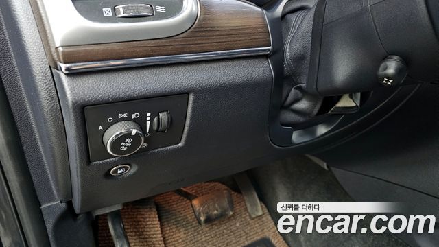 Jeep Grand Cherokee 3.0 Diesel Overland WK2 2015 — фото 14