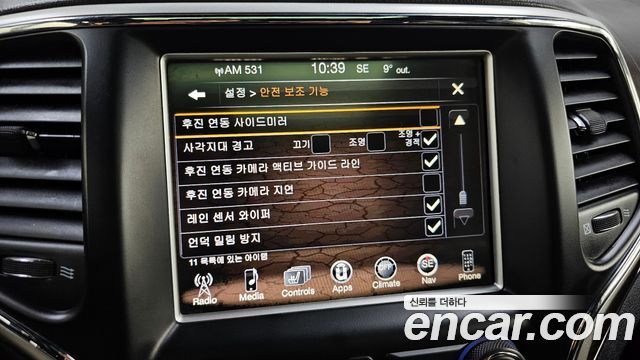 Jeep Grand Cherokee 3.0 Diesel Overland WK2 2015 — фото 17