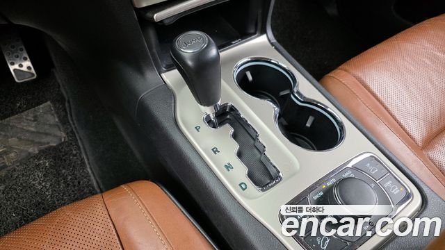 Jeep Grand Cherokee 3.0 Diesel Overland WK2 2012 — фото 9