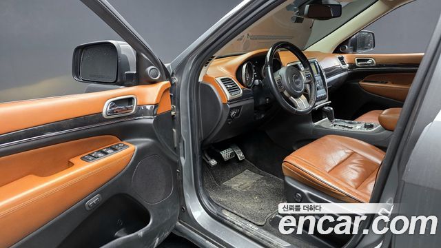 Jeep Grand Cherokee 3.0 Diesel Overland WK2 2012 — фото 11