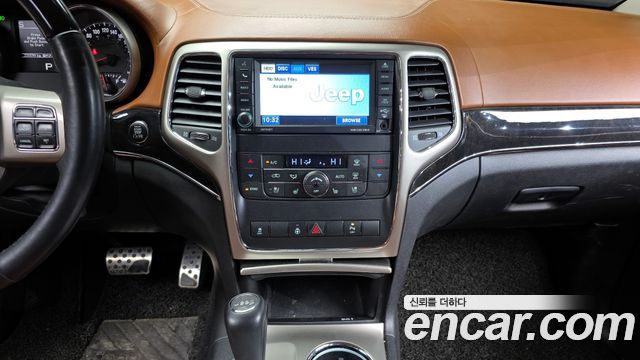 Jeep Grand Cherokee 3.0 Diesel Overland WK2 2012 — фото 14