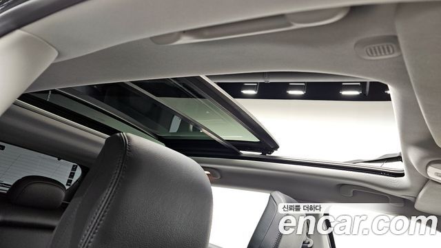 Jeep Compass (II) 2.4 Limitied AWD 2022 — фото 17
