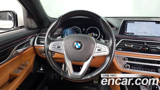 BMW 7 Series (G11) 740d xDrive M Sport 2018 — фото 13
