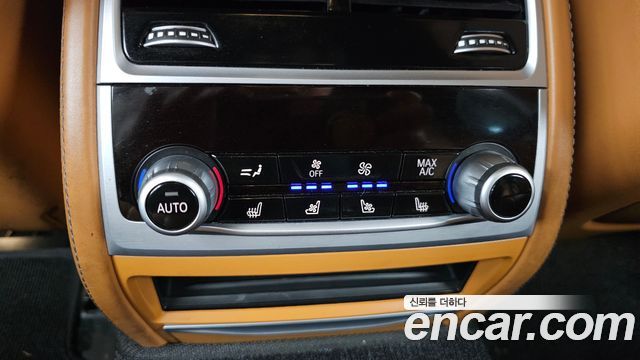 BMW 7 Series (G11) 740d xDrive M Sport 2018 — фото 19