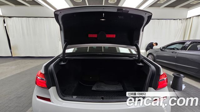BMW 7 Series (G11) 740d xDrive M Sport 2018 — фото 20