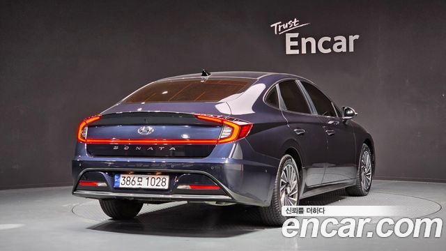 Hyundai Sonata Hybrid (DN8) Inspiration 2022 — фото 2