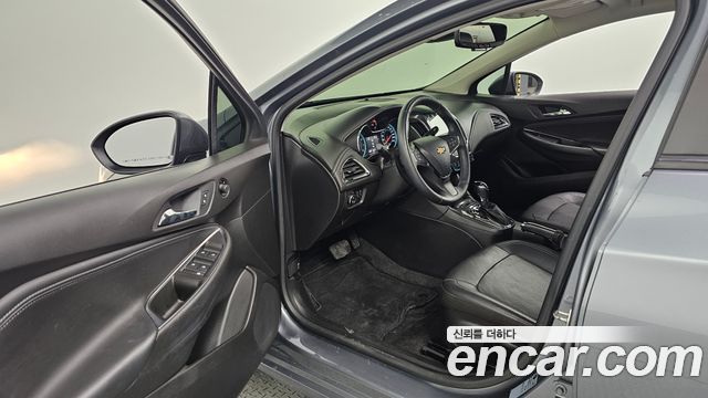Chevrolet Cruze 1.4 Turbo LT Deluxe 2017 — фото 10