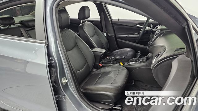 Chevrolet Cruze 1.4 Turbo LT Deluxe 2017 — фото 11