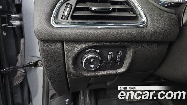 Chevrolet Cruze 1.4 Turbo LT Deluxe 2017 — фото 19