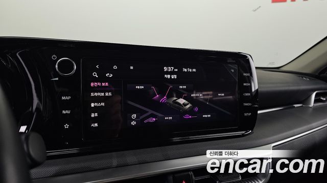 Kia K5 (III) 1.6 Turbo Prestige 2021 — фото 19