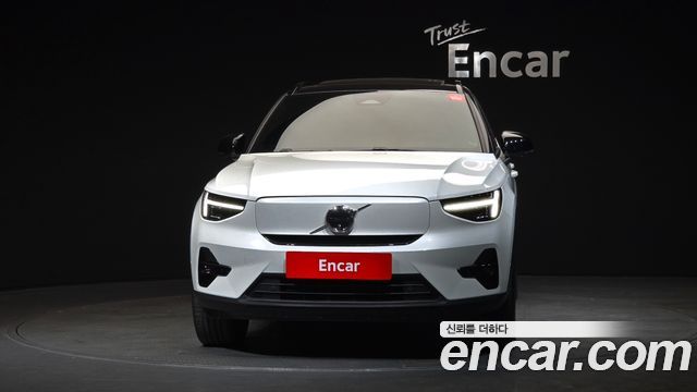 Volvo XC40 Recharge Twin Ultimate 2024 — фото 3