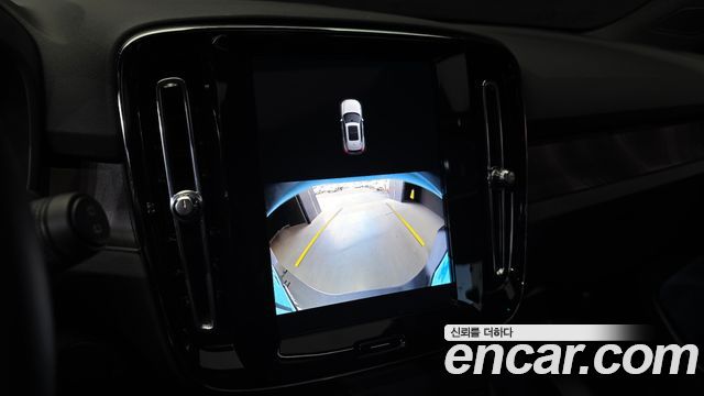 Volvo XC40 Recharge Twin Ultimate 2024 — фото 15
