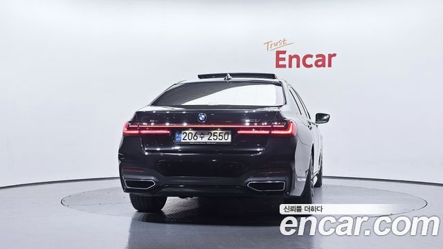 BMW 7 Series (G11) 740Li xDrive M Sport Package 2021 — фото 4