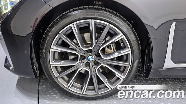 BMW 7 Series (G11) 740Li xDrive M Sport Package 2021 — фото 5