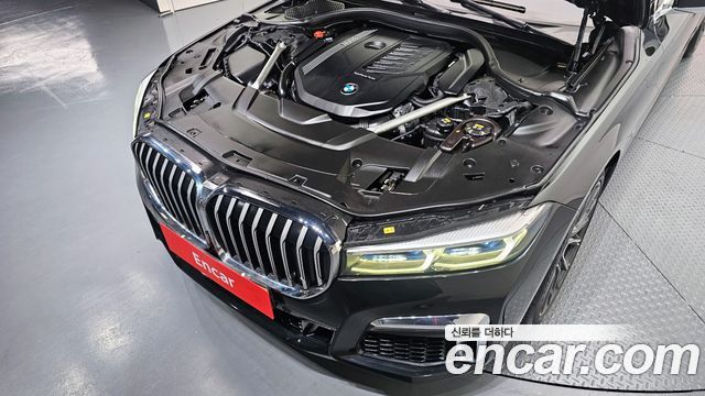BMW 7 Series (G11) 740Li xDrive M Sport Package 2021 — фото 6