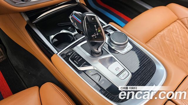 BMW 7 Series (G11) 740Li xDrive M Sport Package 2021 — фото 9