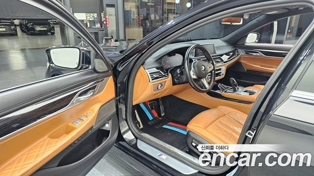BMW 7 Series (G11) 740Li xDrive M Sport Package 2021 — фото 11