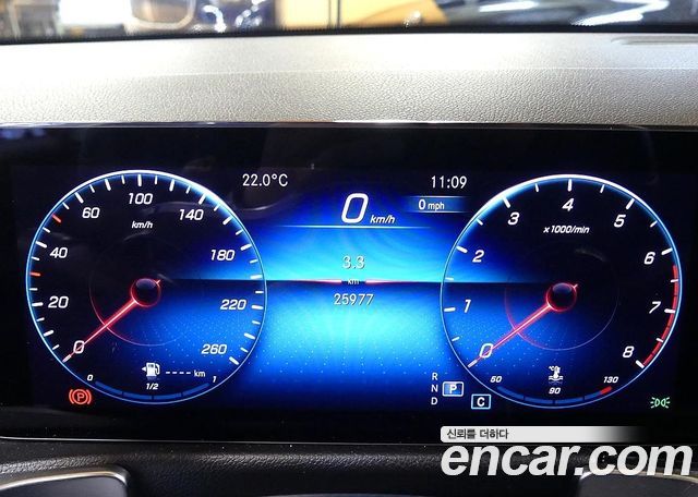 Mercedes-Benz GLB-Class (X247) GLB250 4MATIC 2023 — фото 8