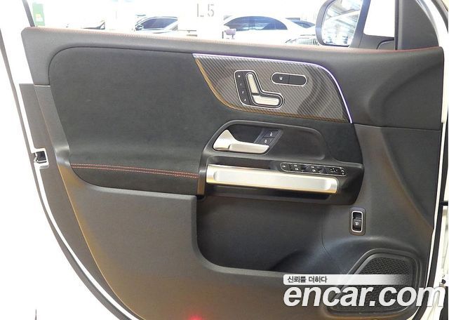 Mercedes-Benz GLB-Class (X247) GLB250 4MATIC 2023 — фото 15