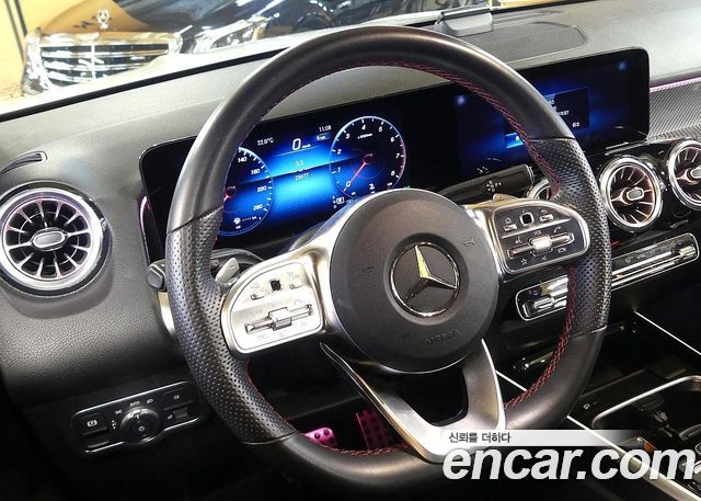 Mercedes-Benz GLB-Class (X247) GLB250 4MATIC 2023 — фото 17