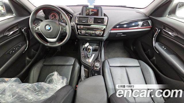 BMW 1 Series (F20) 118d Sport 5Door 2016 — фото 7