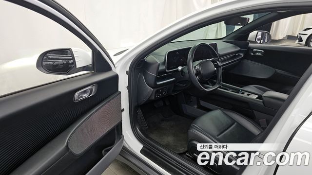 Hyundai Ioniq 6 Standard Exclusive 2023 — фото 10