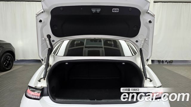 Hyundai Ioniq 6 Standard Exclusive 2023 — фото 20