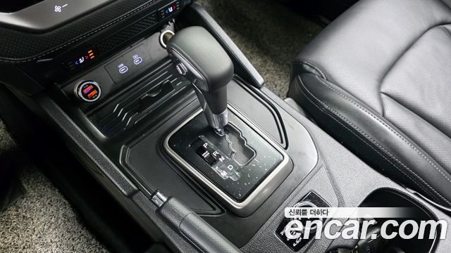 KG Mobility (SsangYong) Rexton Sports Khan Diesel 2.2 4WD Culman Prestige 2024 — фото 9