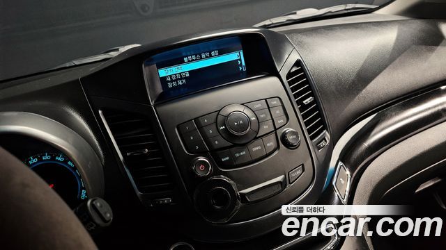 Chevrolet Orlando 2.0 Diesel LT Convenience Pack 2013 — фото 17